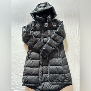 Women’s Northface Parka / Puffer - Black (Size Small)